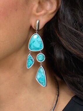 Kendra Scott Margot Turquoise Colored Magnesite Earrings NWT